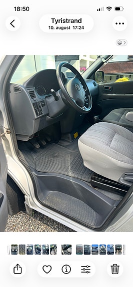 Toyota HiAce 9 of 17