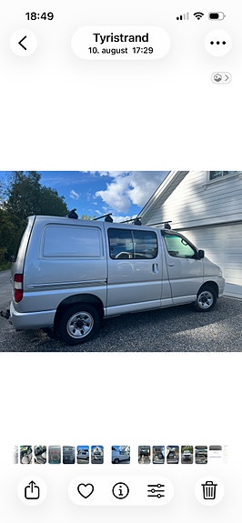 Toyota HiAce 2 of 17