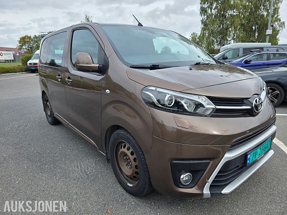 Toyota Proace 2 of 19