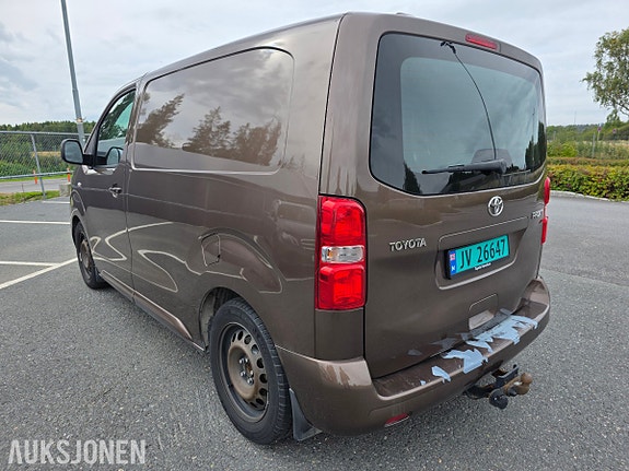Toyota Proace 7 of 19