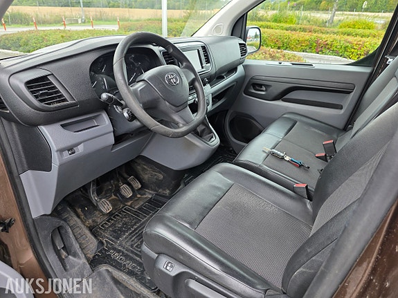 Toyota Proace 13 of 19