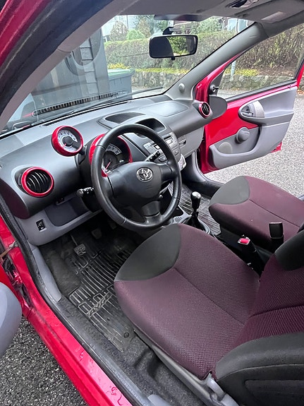Toyota Aygo 9 of 17