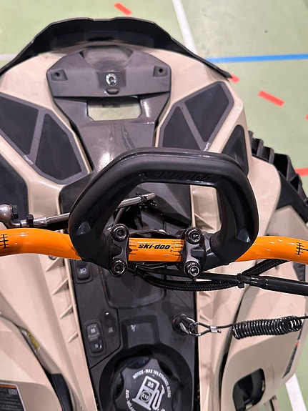 Ski-doo Freeride STD 850 E-TEC Turbo R 10 of 23
