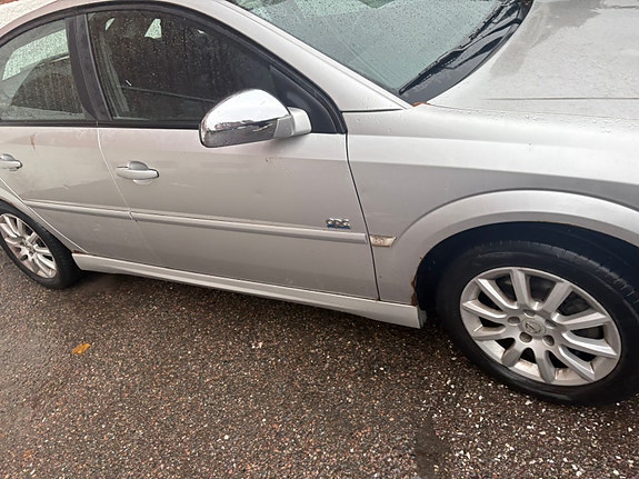 Opel Vectra 2 of 7