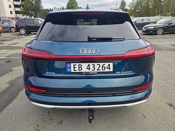 Audi e-tron 5 of 22