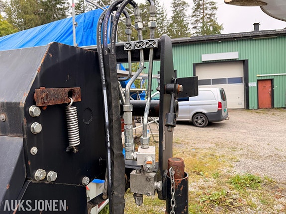 Manitou MRT 2540+ TELESKOPTRUCK 13 of 30