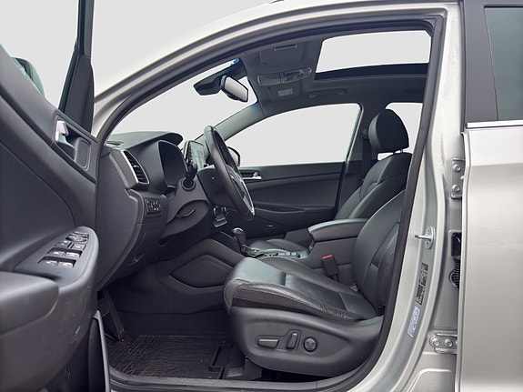 Hyundai Tucson 11 of 26