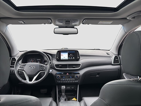 Hyundai Tucson 23 of 26