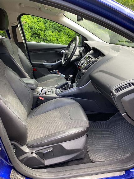 Ford Focus 9 of 9