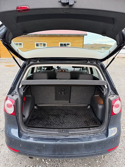 Volkswagen Golf Plus 12 of 30
