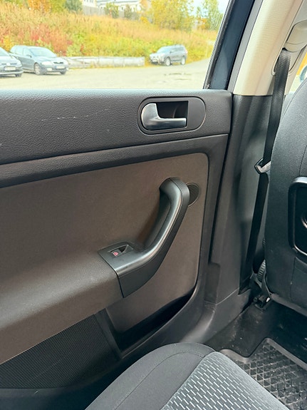 Volkswagen Golf Plus 29 of 30