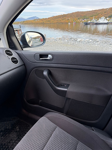 Volkswagen Golf Plus 30 of 30