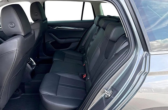 Skoda Octavia 12 of 14