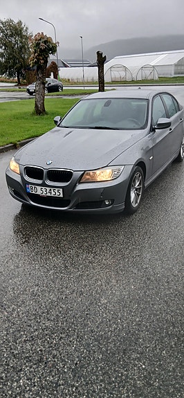BMW 316d 5 of 11