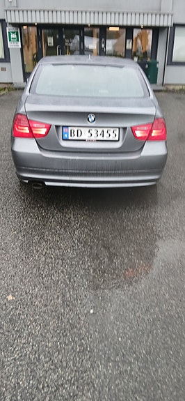 BMW 316d 3 of 11