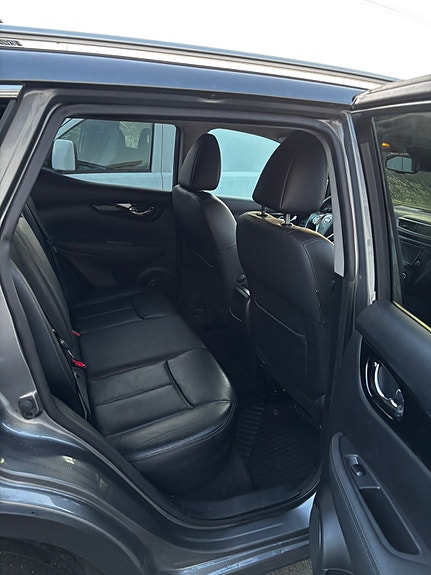 Nissan Qashqai 14 of 17