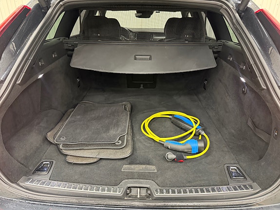 Volvo V90 28 of 29