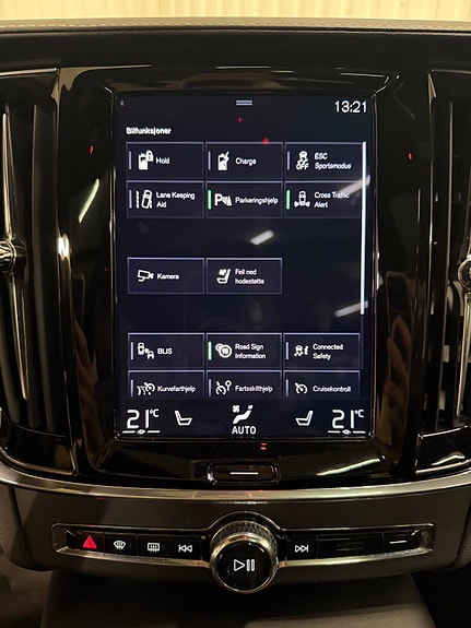 Volvo V90 16 of 29