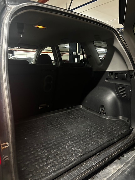 Toyota RAV4 5 of 6