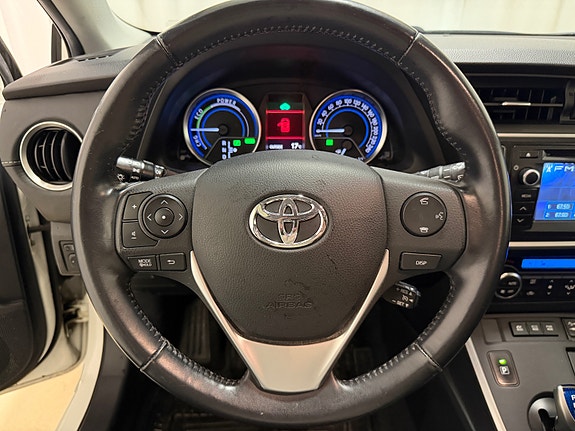 Toyota Auris 16 of 22