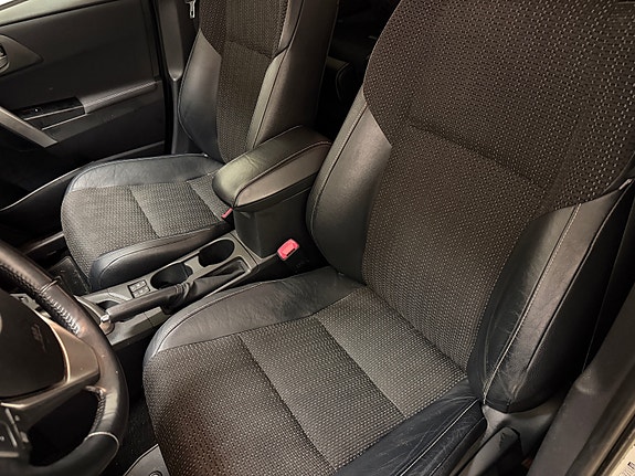Toyota Auris 14 of 22