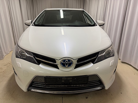 Toyota Auris 3 of 22