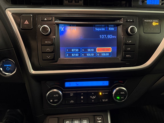 Toyota Auris 18 of 22