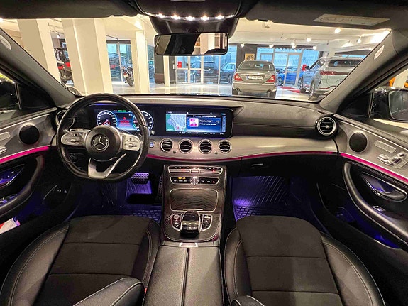 Mercedes-Benz E300 de 26 of 30
