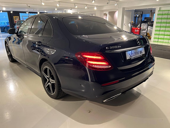 Mercedes-Benz E300 de 7 of 30