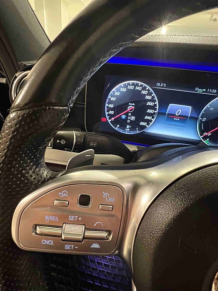 Mercedes-Benz E300 de 20 of 30