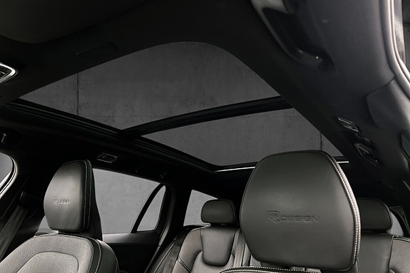 Volvo V60 26 of 30