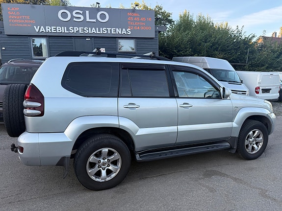 Toyota Land Cruiser 5 of 30