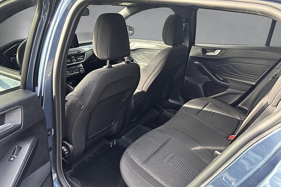 Ford Focus 12 of 18