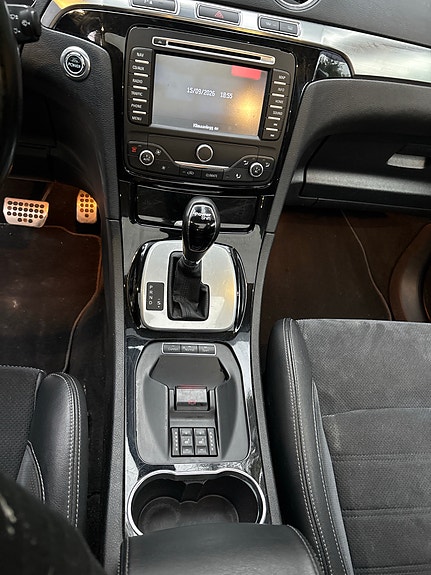 Ford S-MAX 8 of 8