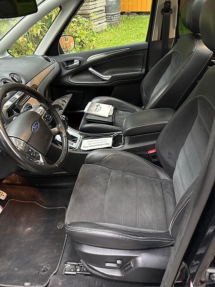 Ford S-MAX 6 of 8