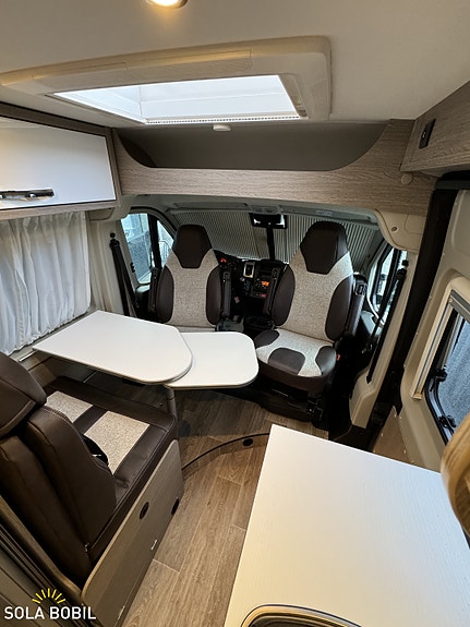 Pøssl Roadstar 600L – HELT NY OG UBRUKT | 165 HK | Under 6 meter | To enkeltsenger | Lithium | Truma 6E 4 of 30
