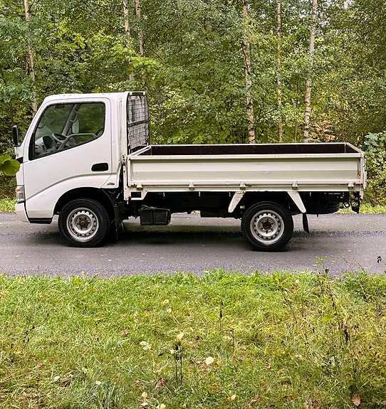 Toyota Dyna 100 7 of 29