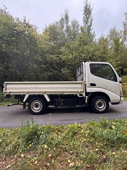 Toyota Dyna 100 17 of 29