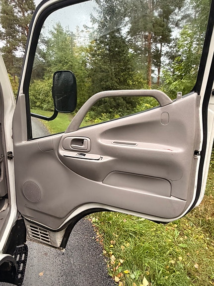 Toyota Dyna 100 19 of 29