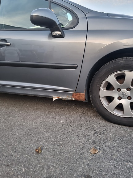 Peugeot 207 8 of 11