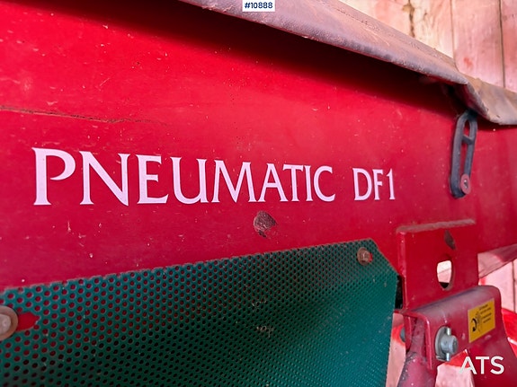 Kverneland Accord Pneumatic DF1 8 of 16