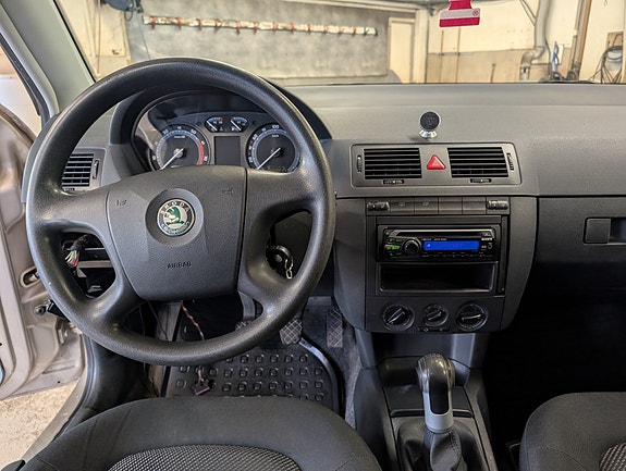 Skoda Fabia 20 of 30