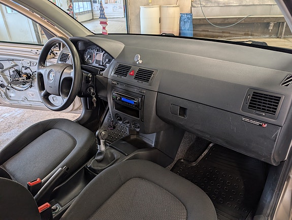 Skoda Fabia 17 of 30