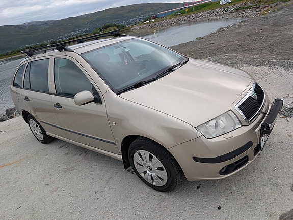 Skoda Fabia 6 of 30