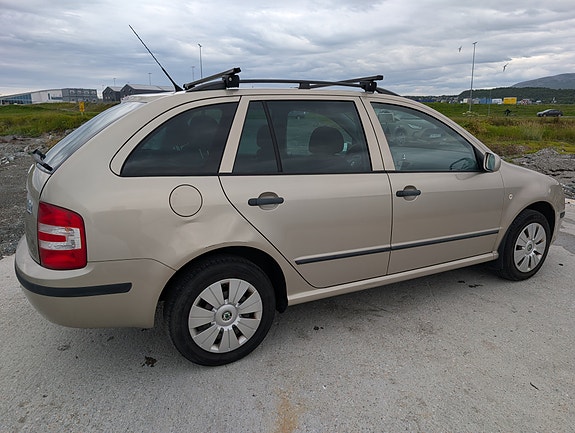 Skoda Fabia 12 of 30