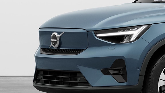 Volvo XC40 10 of 22