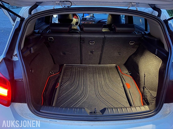 BMW 1-Serie 13 of 13