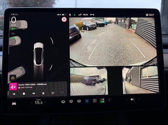 Tesla Model Y 15 of 30