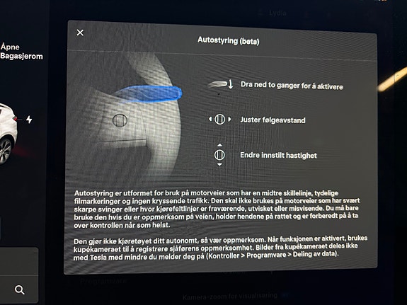 Tesla Model Y 29 of 30