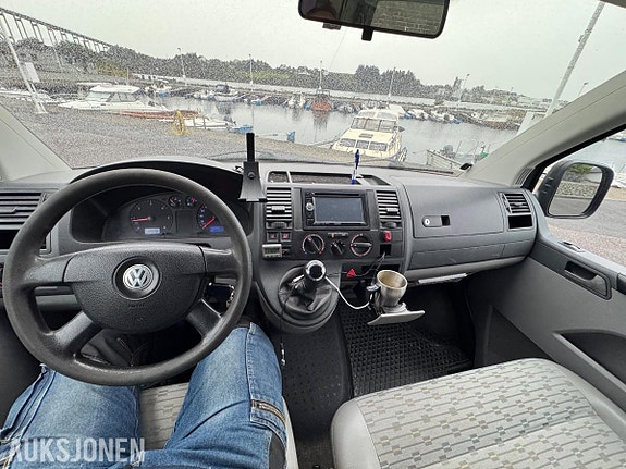Volkswagen Transporter 9 of 30